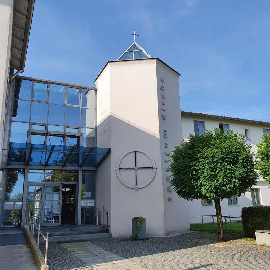 Spectrum Kirche Exerzitien-Und Bildungshaus Auf Mariahilf Passau Luaran gambar