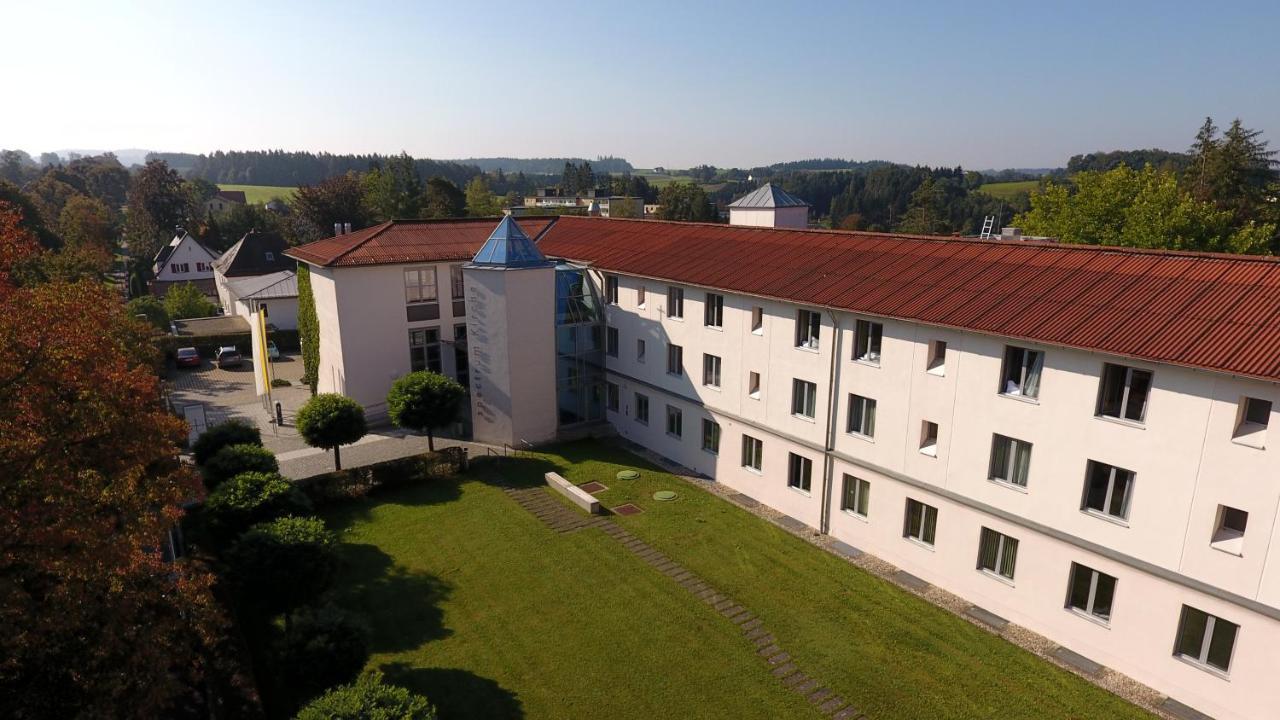 Spectrum Kirche Exerzitien-Und Bildungshaus Auf Mariahilf Passau Luaran gambar