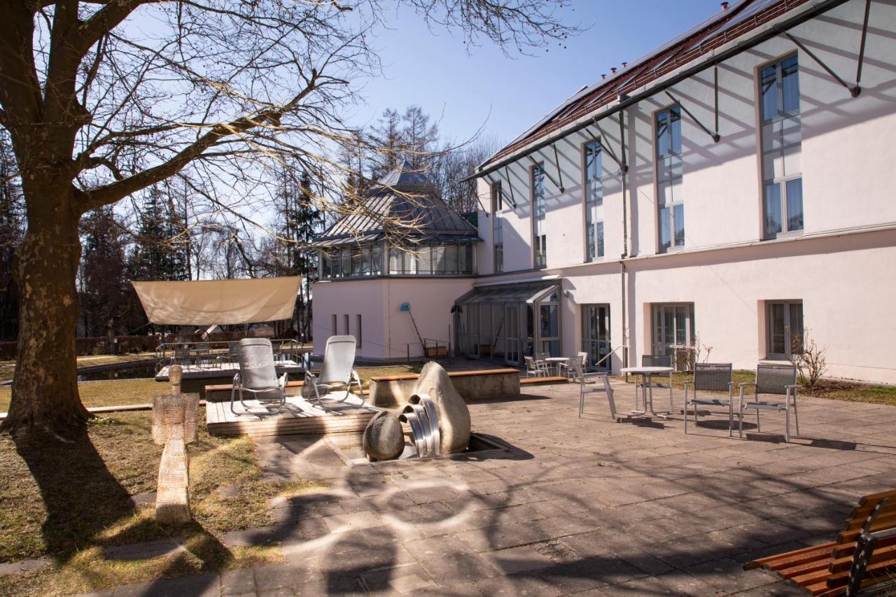 Spectrum Kirche Exerzitien-Und Bildungshaus Auf Mariahilf Passau Luaran gambar